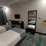 Open Hotel