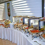 Reef Global Hotel