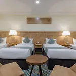 Snood Al Dana Hotel