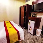 أعيان إن الخليج المسجد القطري