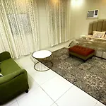 شقة غرفتين وصالة