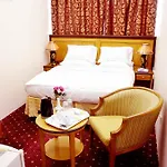 Anwar Al Deafah Hotel