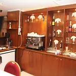 Luluat Al Sharq Hotel