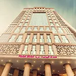 Violet Al Azizia Hotel