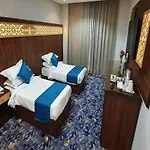 Ezwa House Hotel