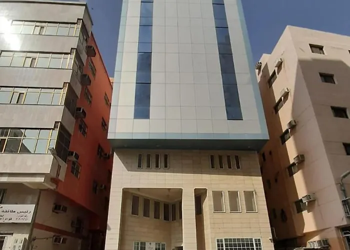 Nadir Plaza