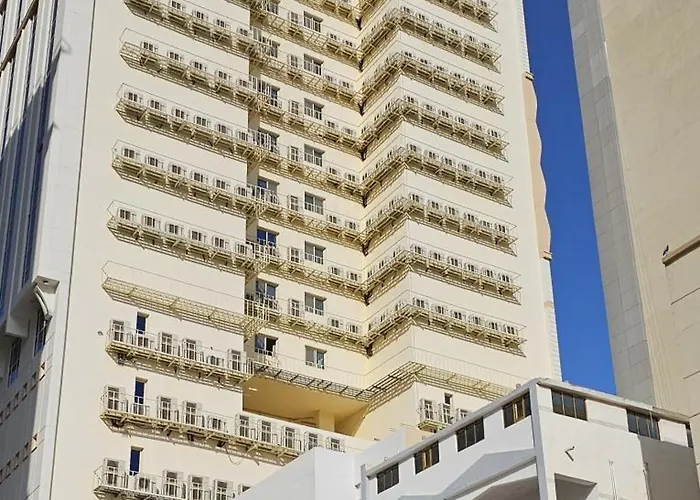 White Rose Hotel