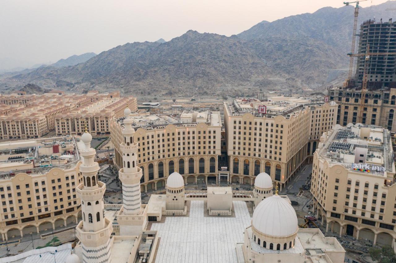 Copthorne Makkah Al Naseem Hotel