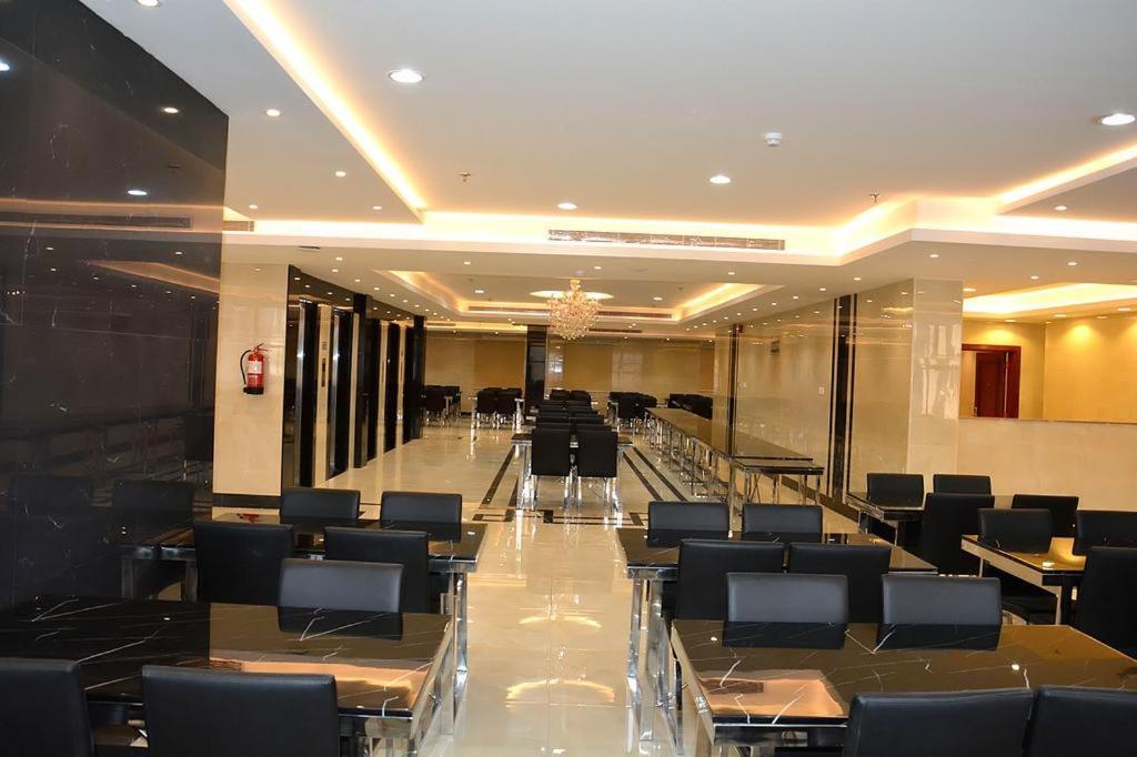 Alyosr Royal Hotel