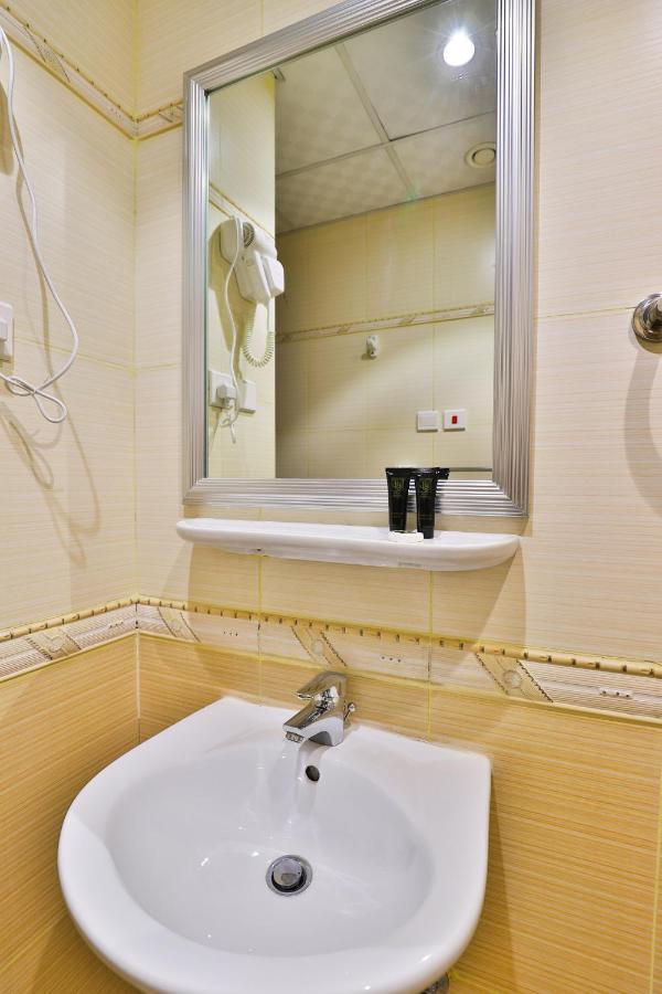 Reefaf Alaziziah Hotel