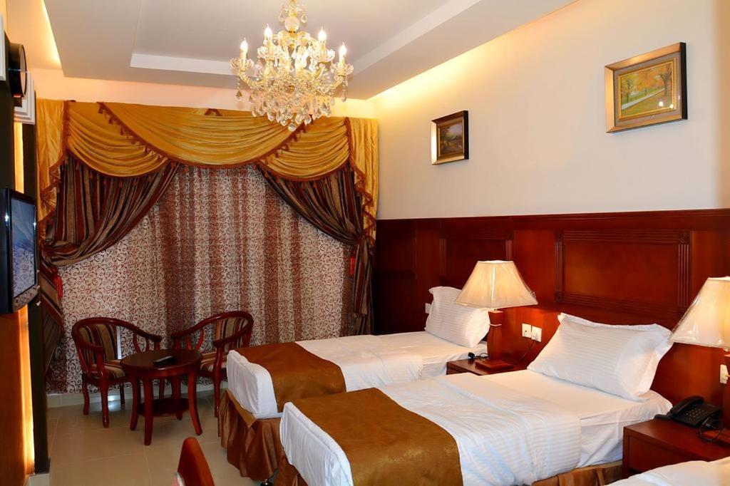 Alyosr Royal Hotel