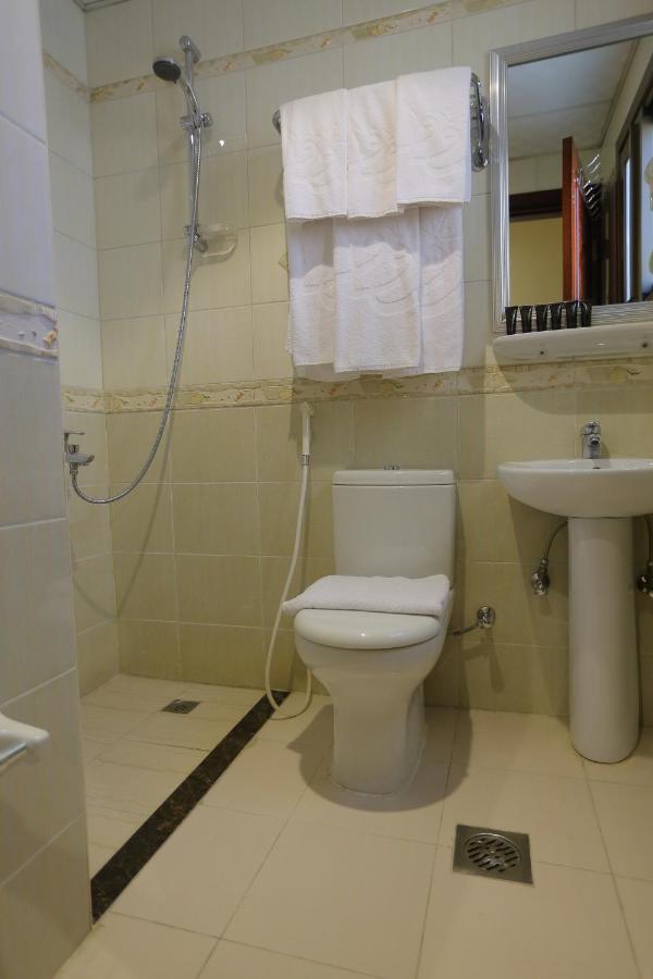 Reefaf Alaziziah Hotel *