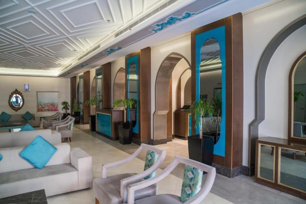 Ramada Zad Al Tayser Hotel