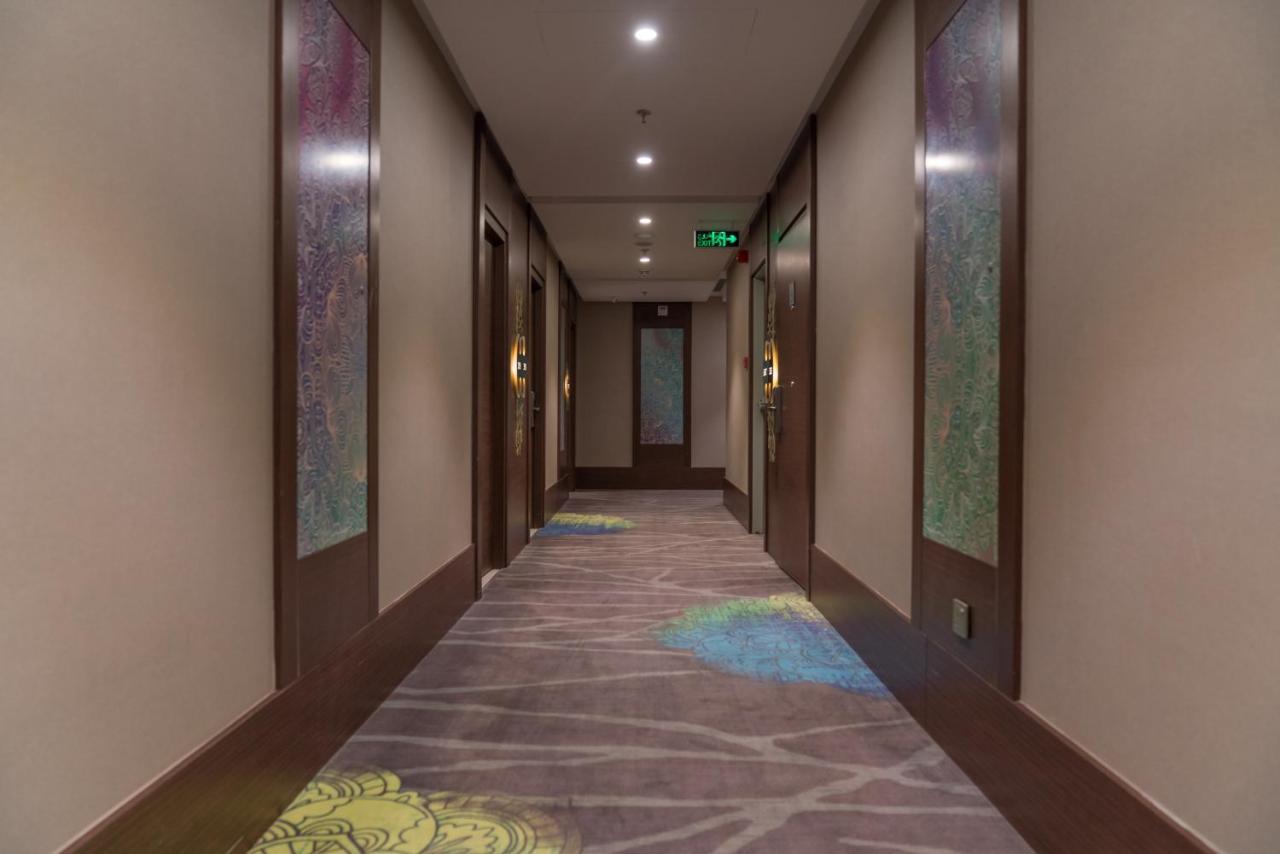 Ramada Zad Al Tayser Hotel