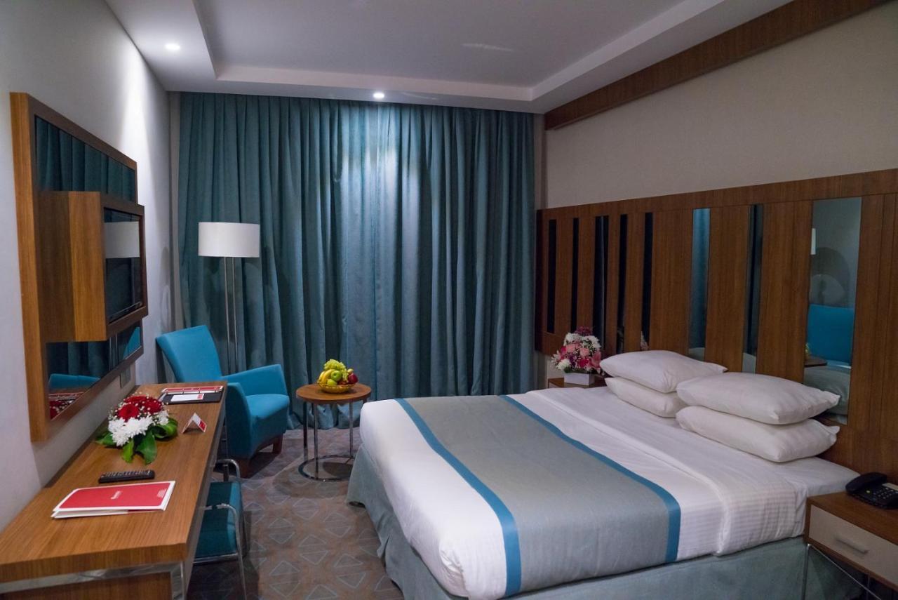 Ramada Zad Al Tayser Hotel