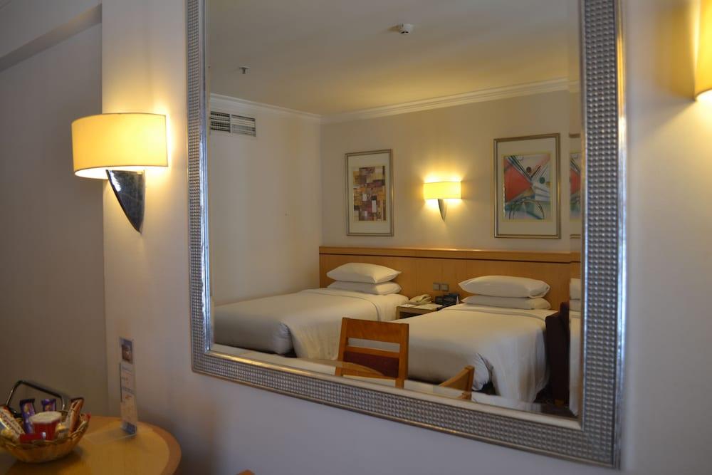 Makkah Towers Hotel