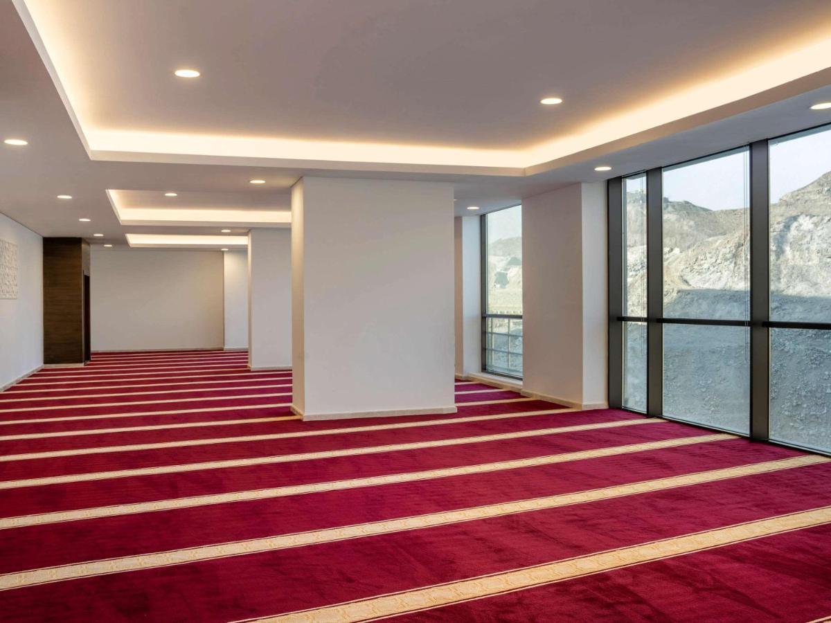 Novotel Makkah Thakher Hotel
