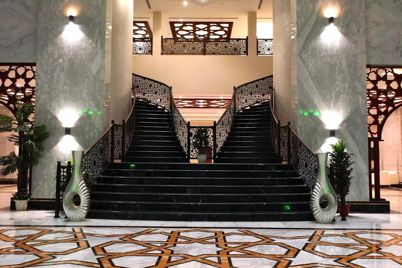 Hotel الفجر البديع 4*