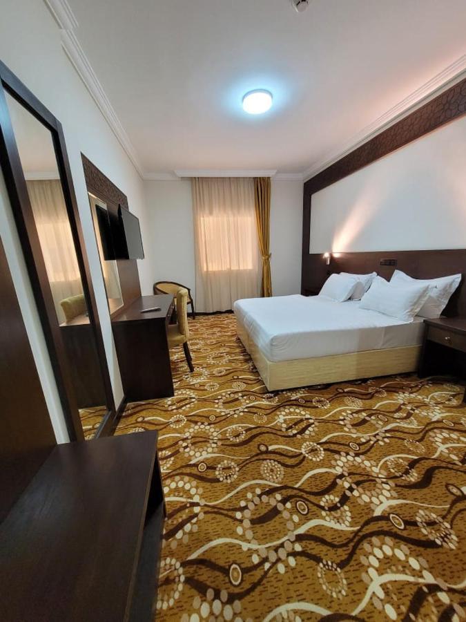 فندق برادايس العالمية توصيل للحرم Hotel