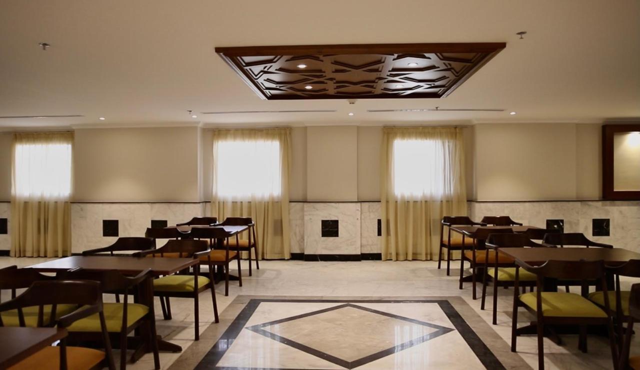 الفجر البديع 4*
