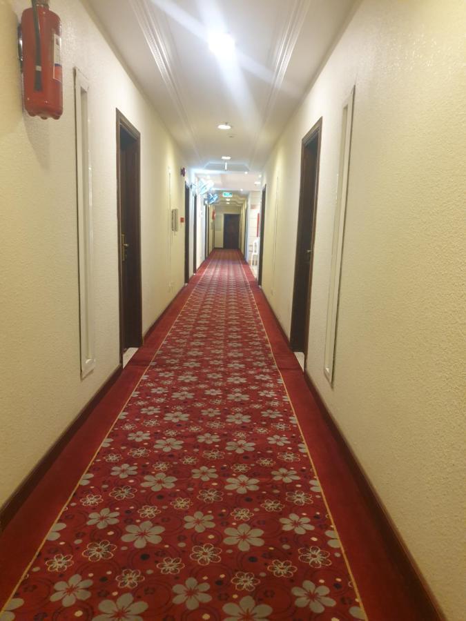 Hotel Sarh Almanama *