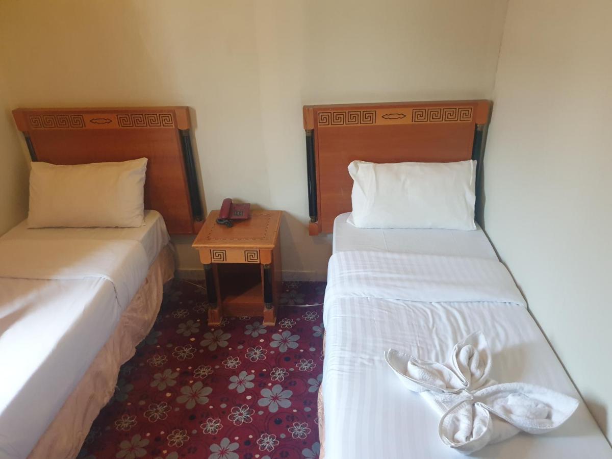 Hotel Sarh Almanama *