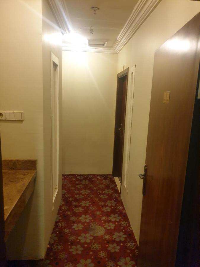 Hotel Sarh Almanama *