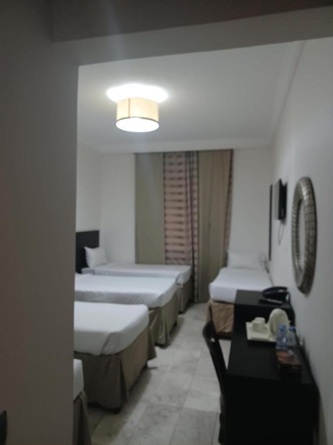 حسين بياري Hotel Mecca