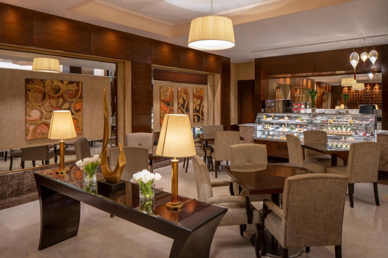 Raffles Makkah Palace Hotel 5*