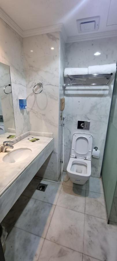 فندق برادايس العالمية توصيل للحرم Hotel