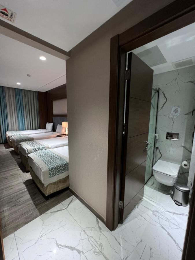 Hotel Violet Al Shisha