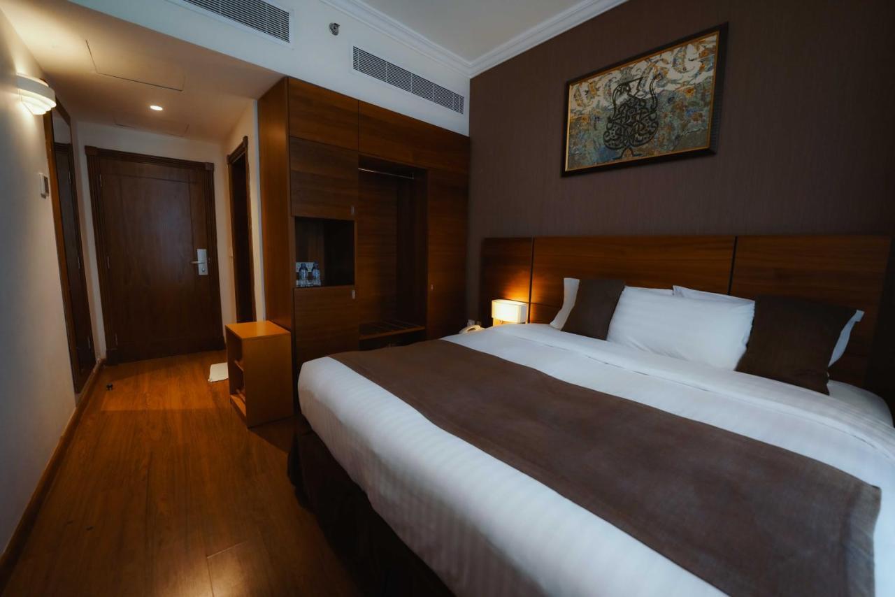 Al Thuria Grand Hotel Mecca