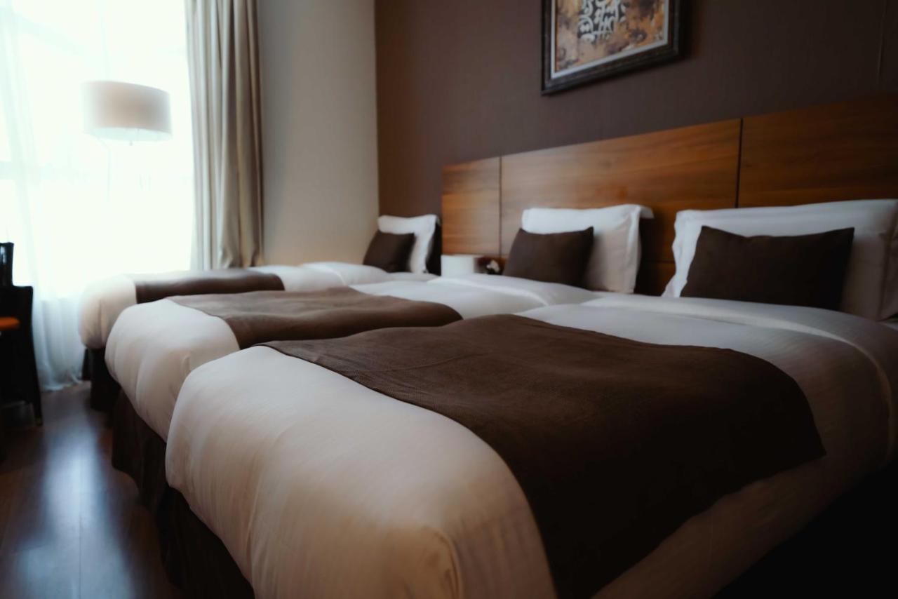 Al Thuria Grand 3*