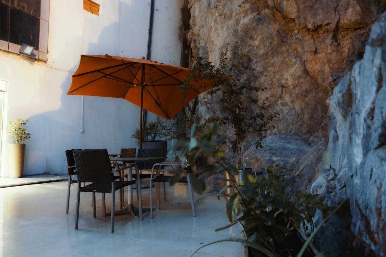Hotel Al Thuria Grand