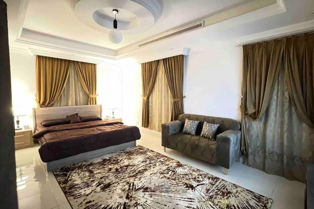Penthouse Apartment