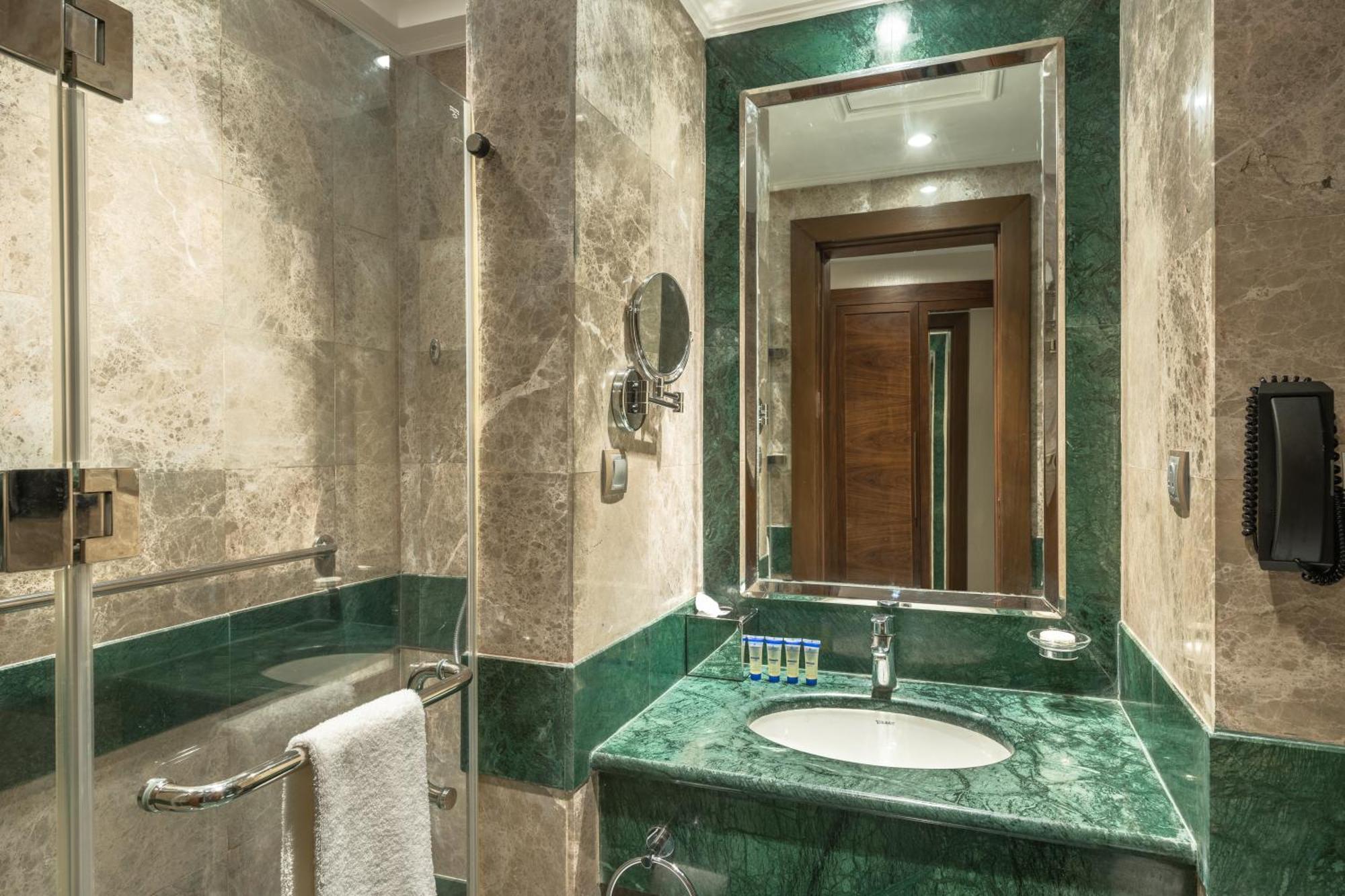 Copthorne Makkah Al Naseem Mecca