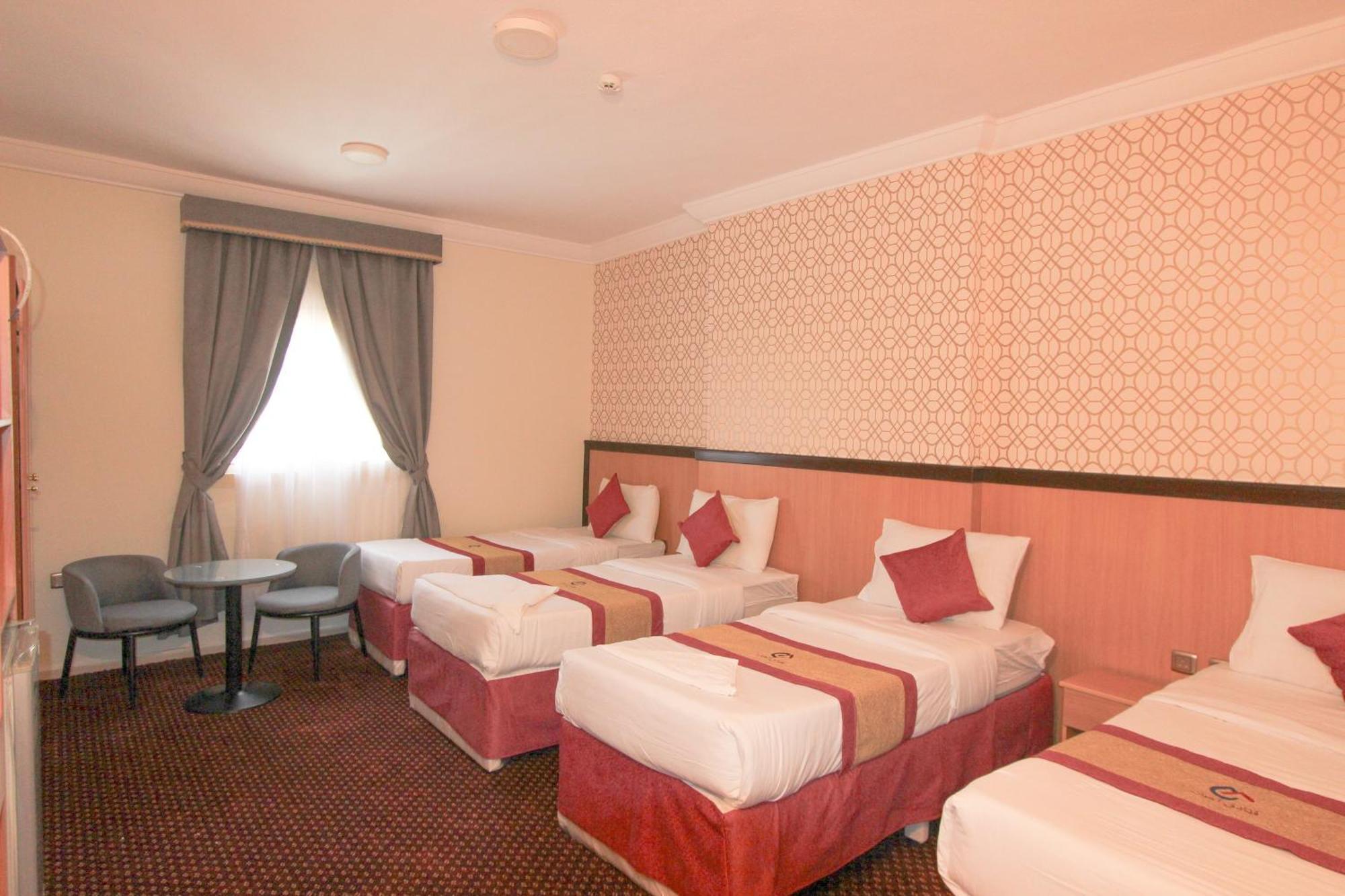 اعيان البركة Aayan Al Baraka Hotel