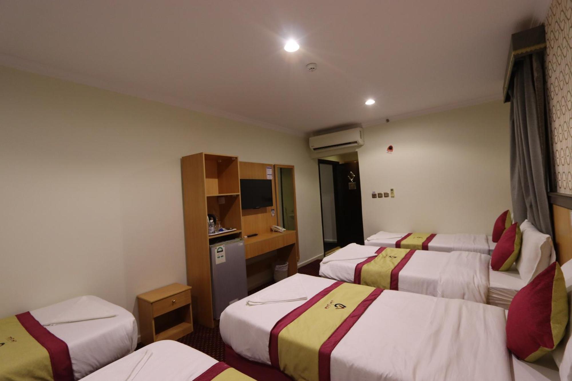 Hotel اعيان البركة Aayan Al Baraka 3*