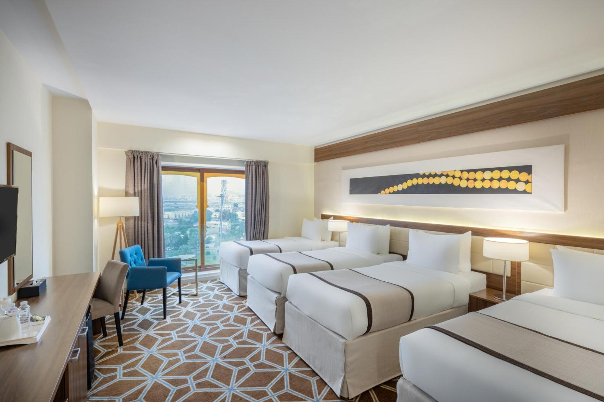 Blue Coral Hotel *
