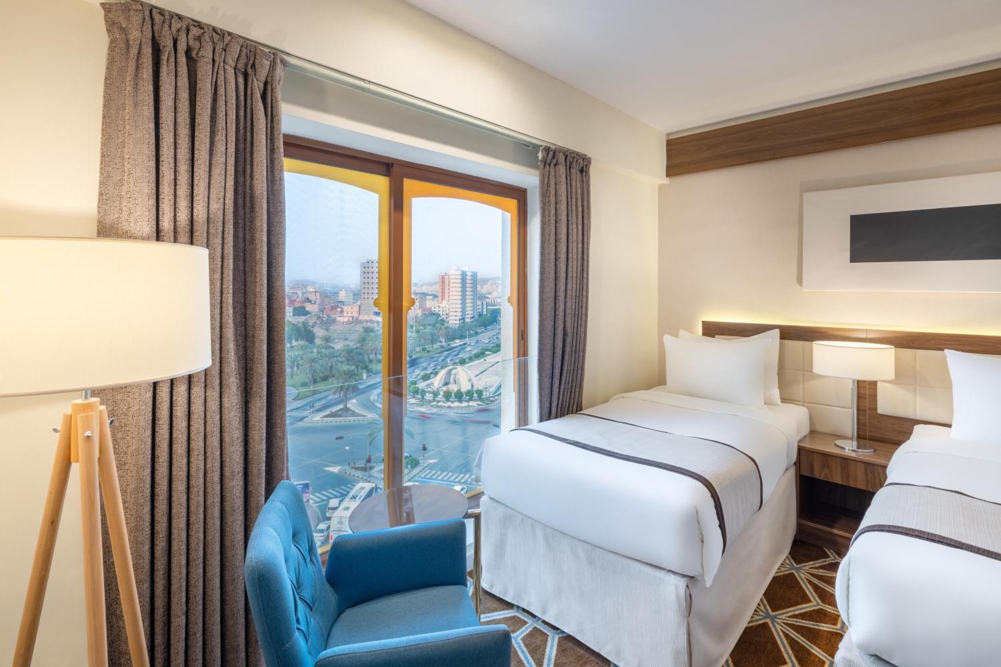 Blue Coral Hotel *