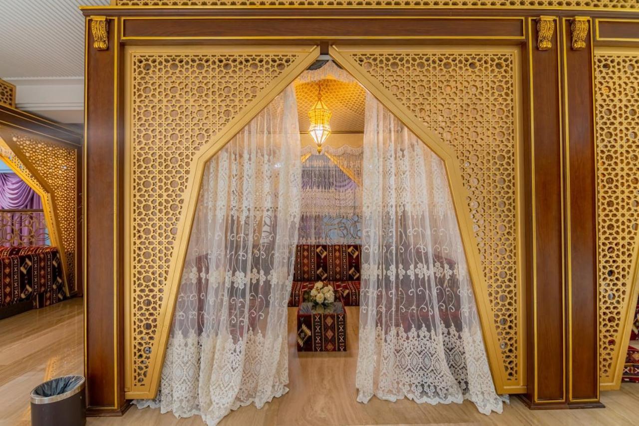 Hotel Violet Al Azizia