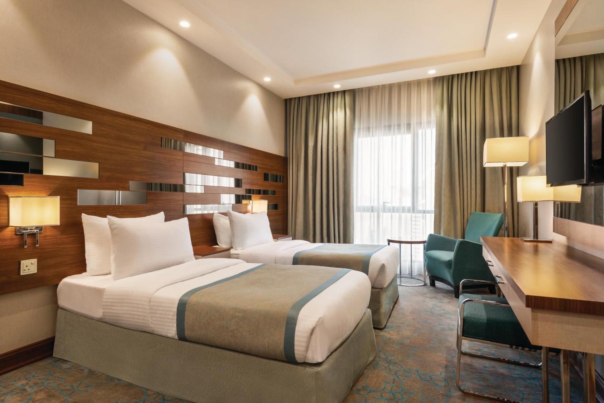 Hotel Ramada By Wyndham Makkah Zad Al Rawda 4*