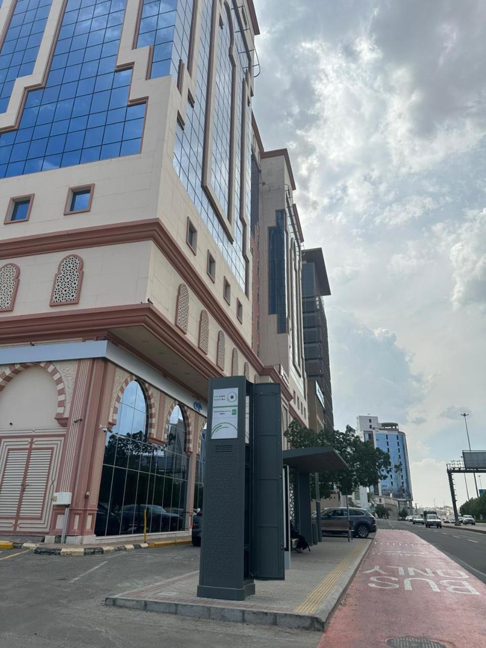 برج الوطن للاجنحه الفندقية