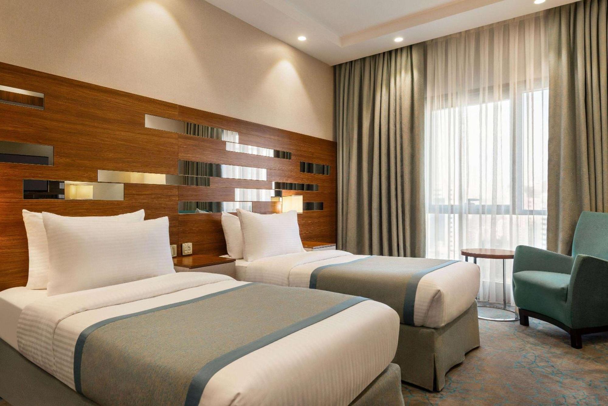 Hotel Ramada By Wyndham Makkah Zad Al Rawda 4*