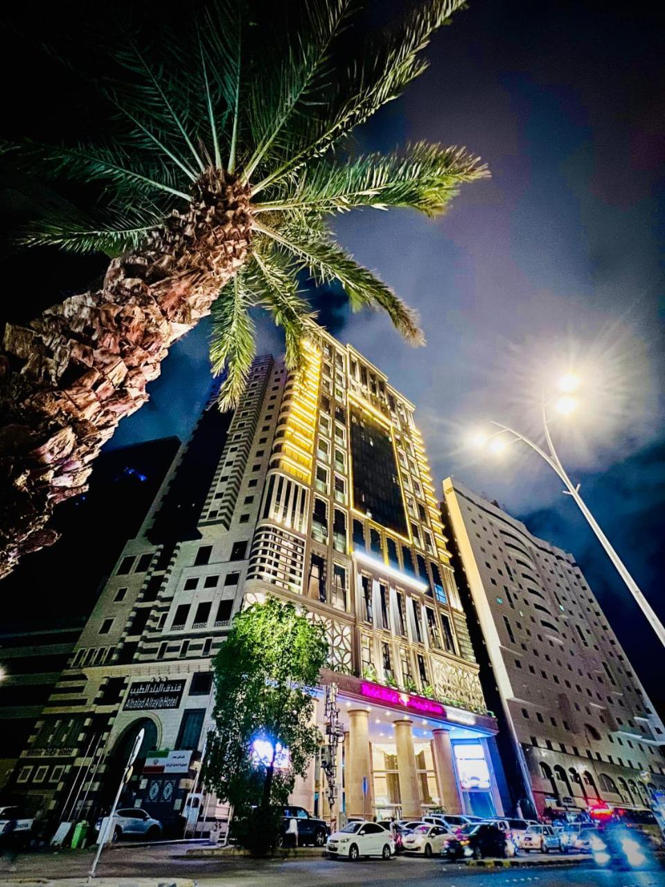 Hotel Violet Al Azizia 2*