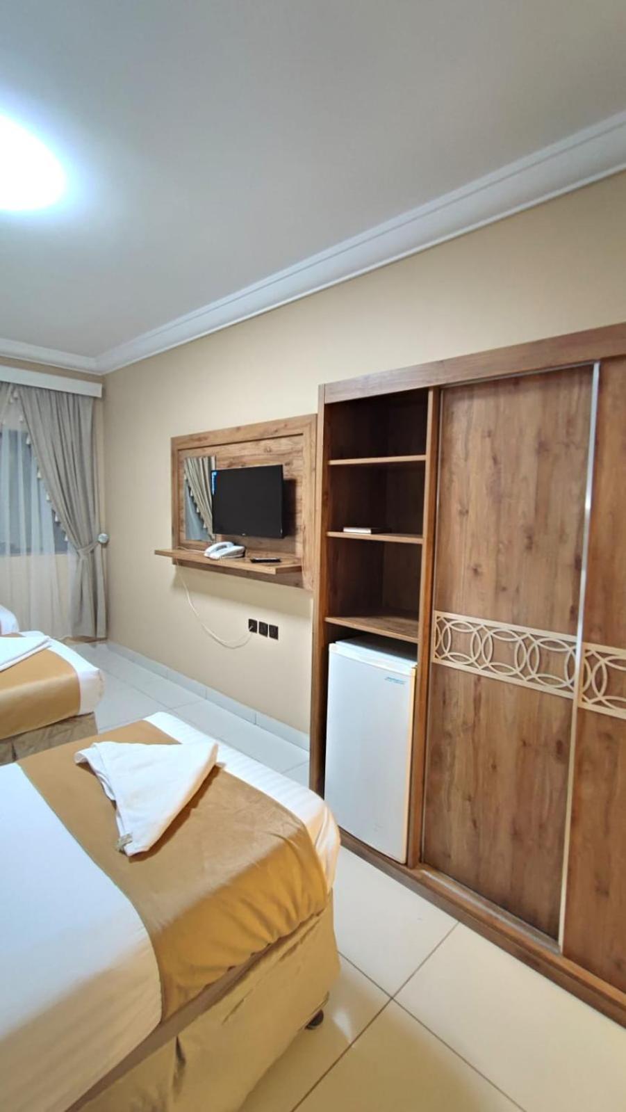 Hotel Razana Al-hafaer
