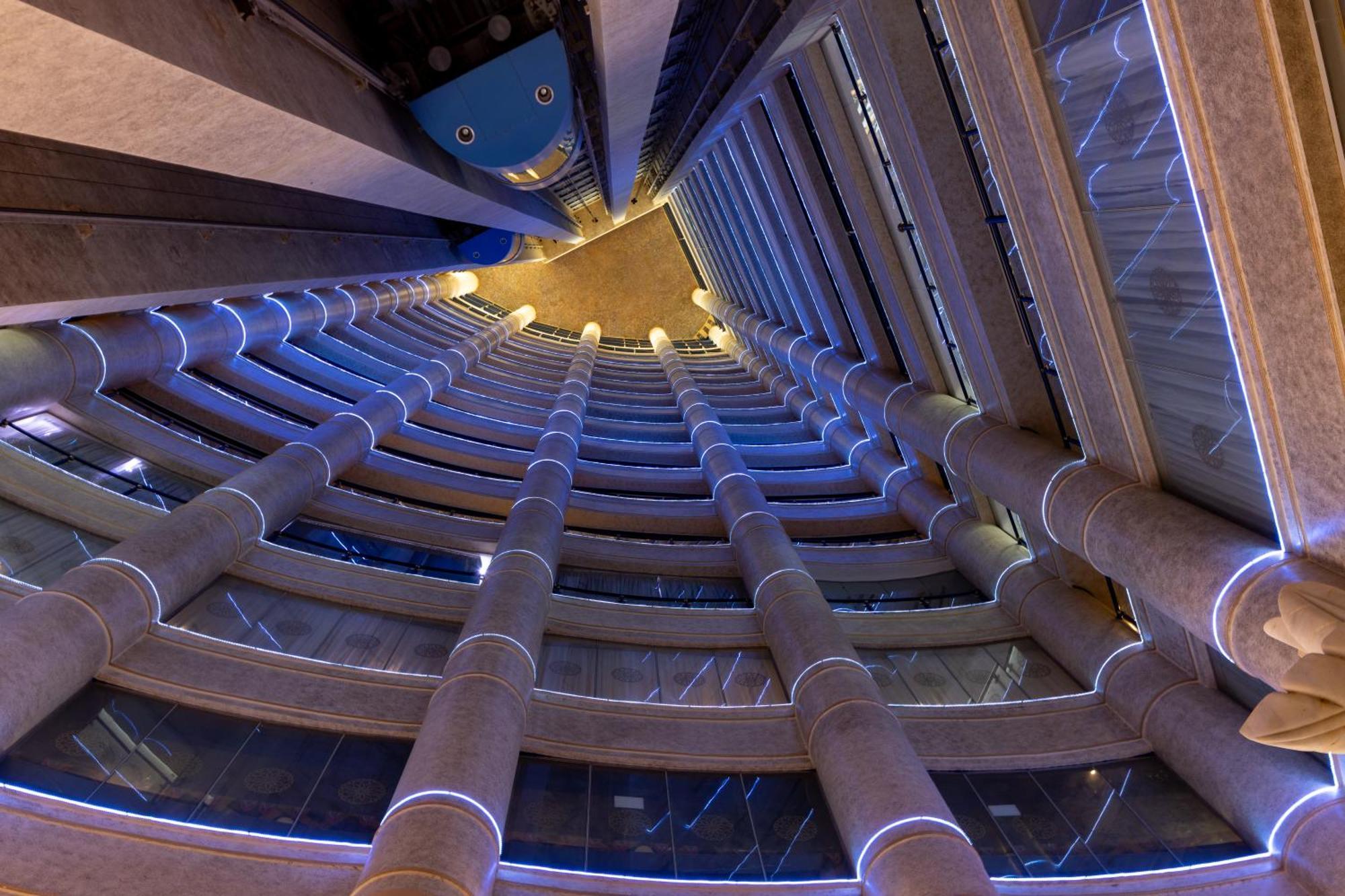 Hotel Montana Al Azizia 4*