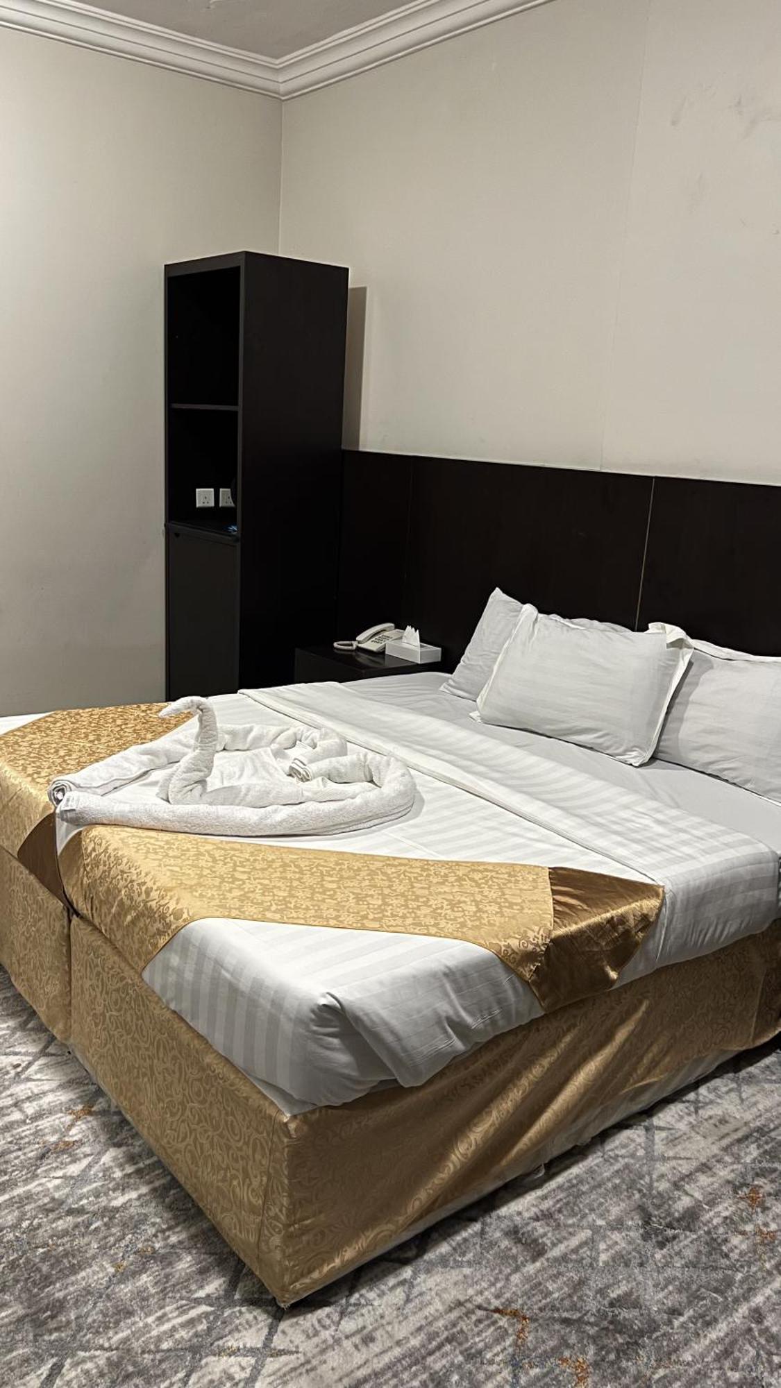 Al Mahbas Aparthotel *