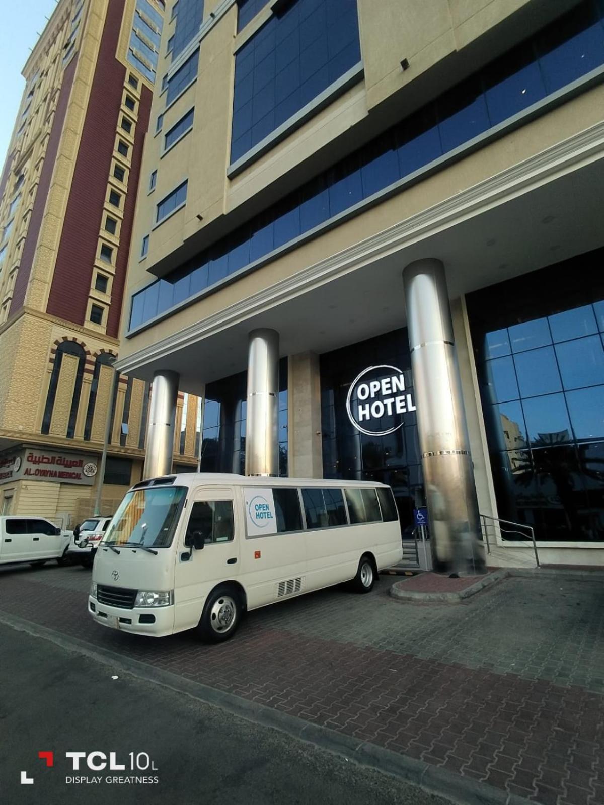 Open Hotel *