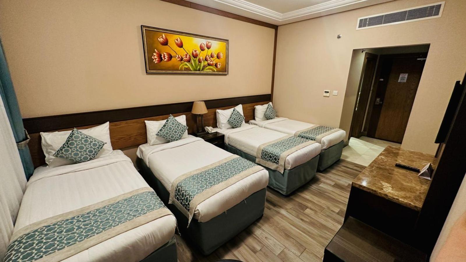 Hotel عفراء سويتس 3*